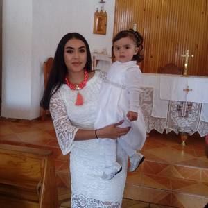 Meet your Posher, Rocio